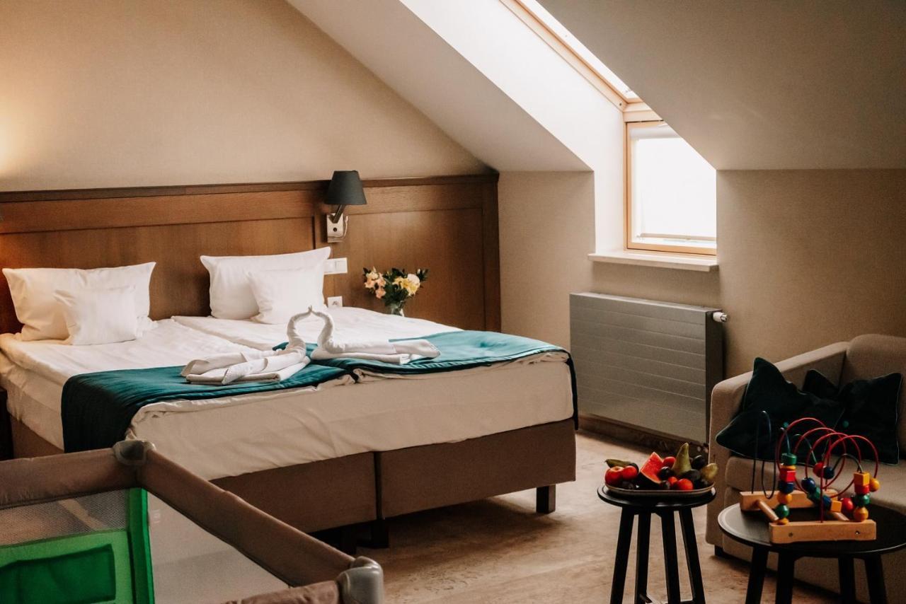 Hotel Szary Residence ミハウォビツェ エクステリア 写真